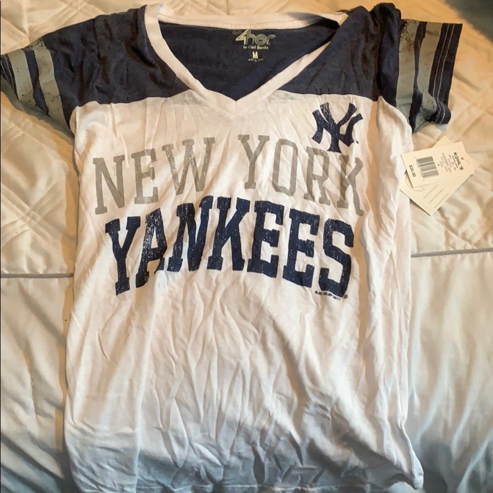 Yankee tshirt w tags